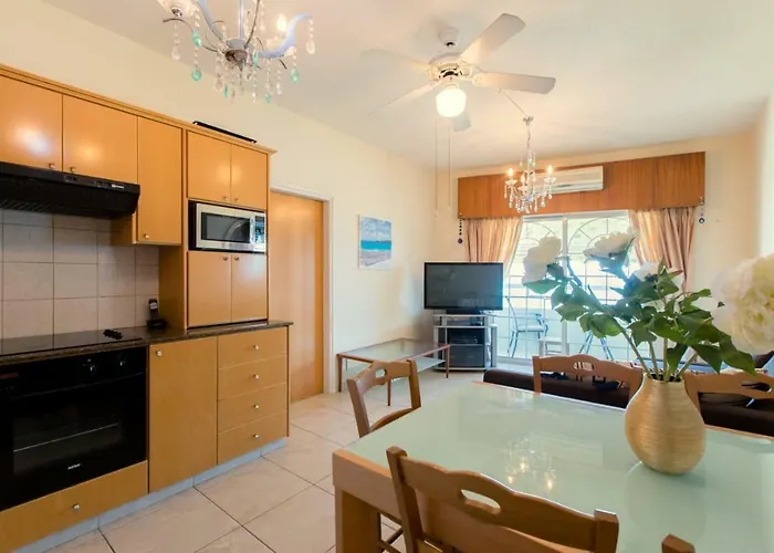 Lägenhet Mary Larnaca